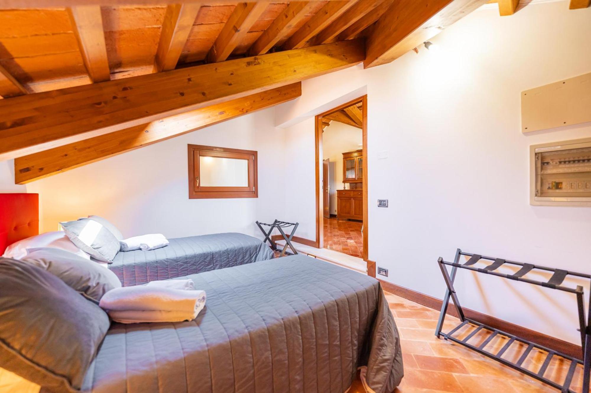 Appartamento Luxury Penthouse With Terrace Venezia Esterno foto