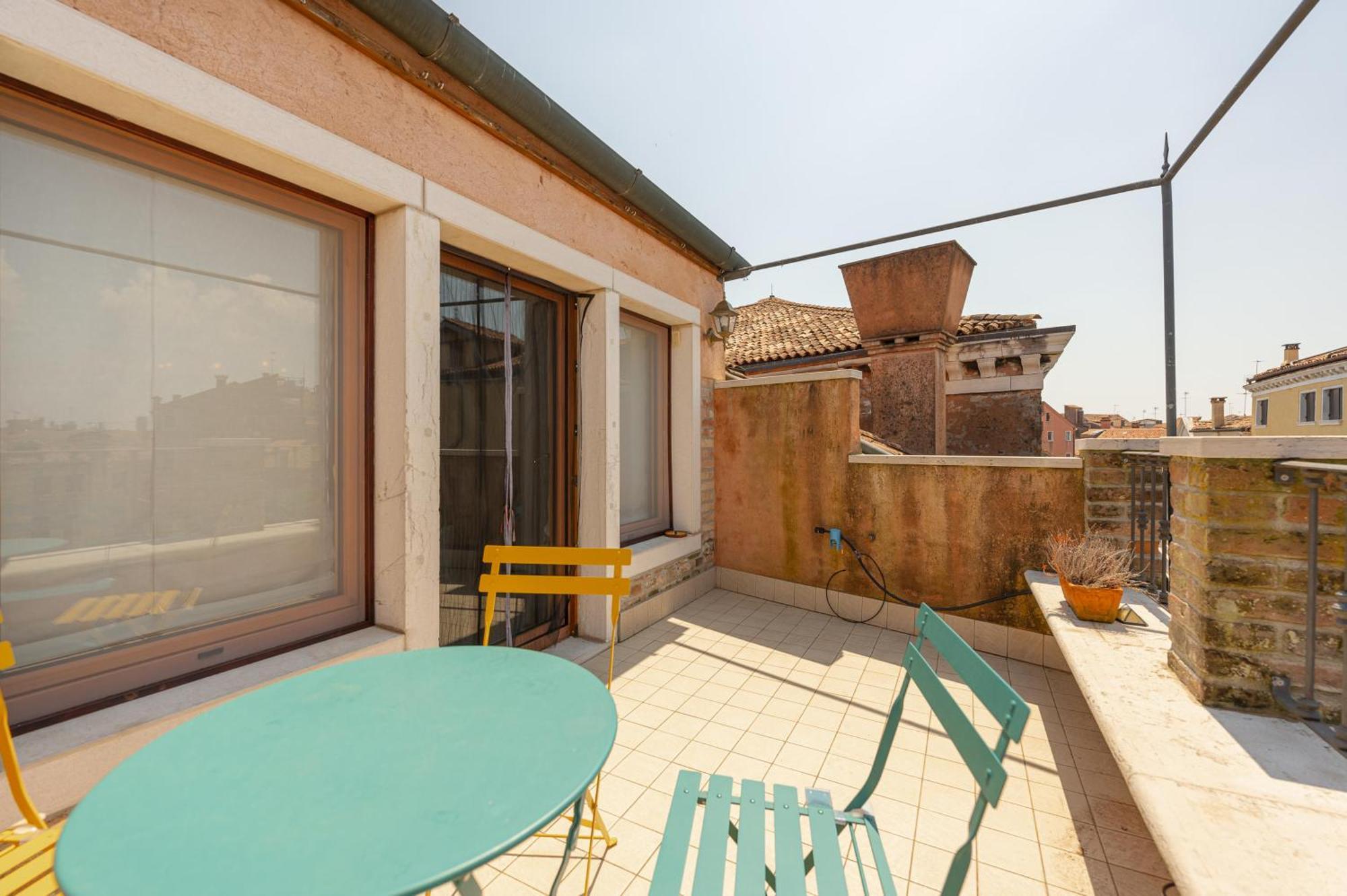 Appartamento Luxury Penthouse With Terrace Venezia Esterno foto